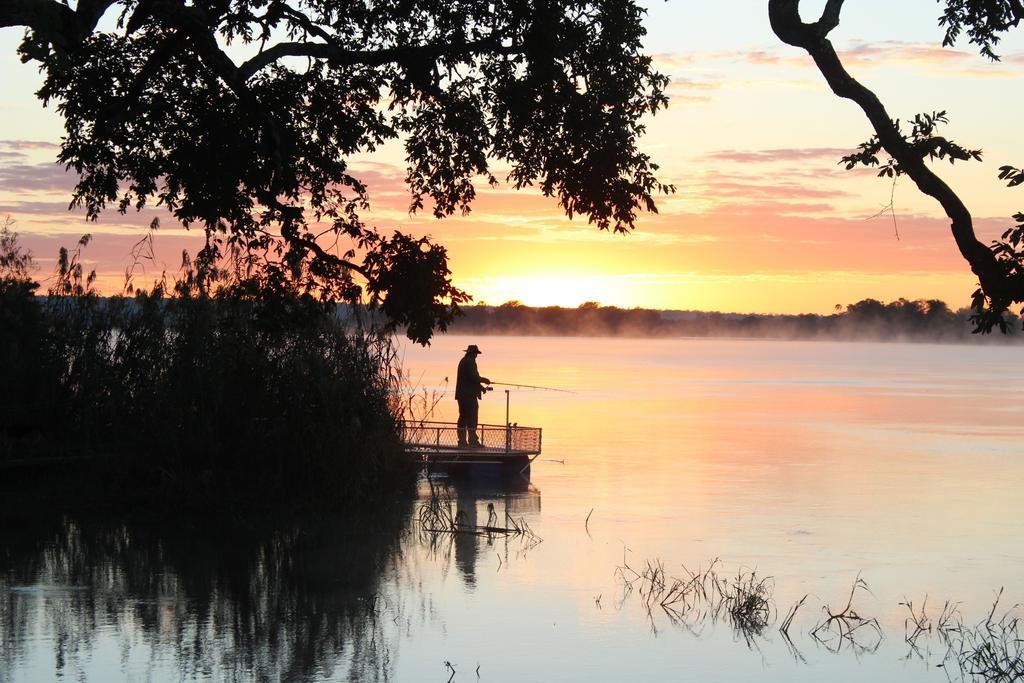 Kayube Zambezi River House 利文斯顿 外观 照片
